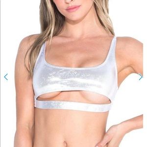 Holographic sporty cutout top